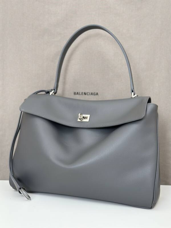 Balenciaga Grey 30x22x12cm shoulder bag — AAA Quality Replica