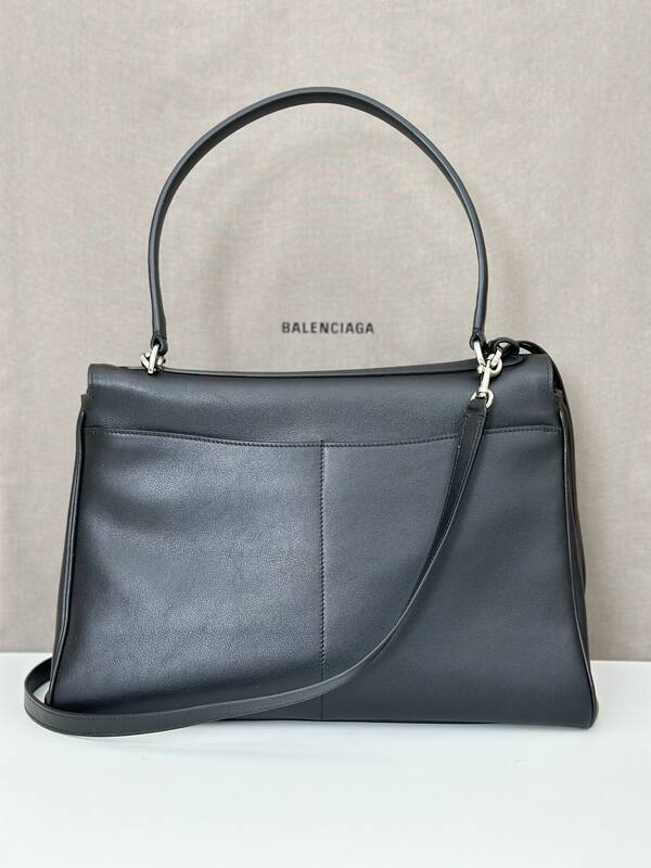 Balenciaga Black 30x22x12cm shoulder bag — Premium Replica