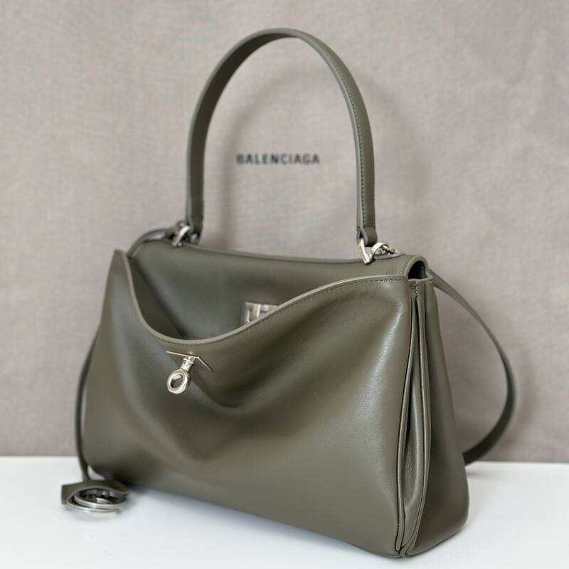 Balenciaga Green 25x18x10cm shoulder bag — AAA Quality Replica