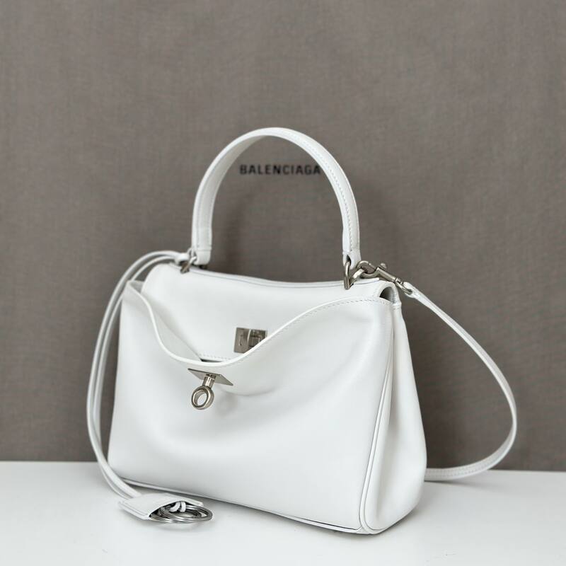 Balenciaga White 25x18x10cm shoulder bag — Premium Replica