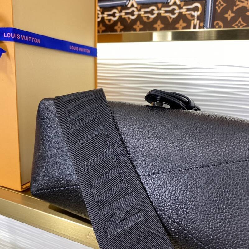 Louis Vuitton Saumur Monogram Eclipse crossbody — AAA Quality Replica