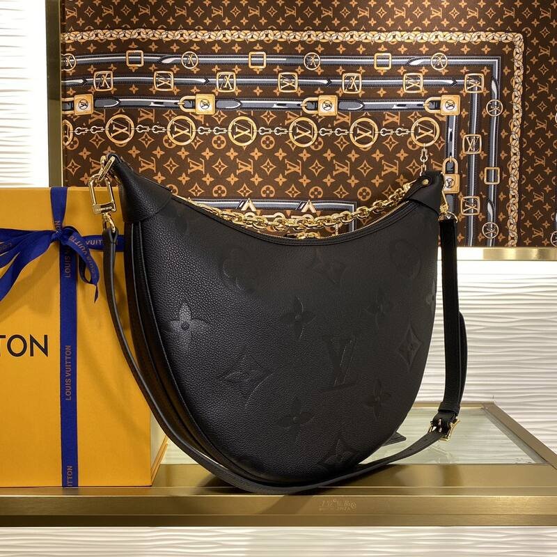 Louis Vuitton Loop Hobo Black Monogram Empreinte everyday — Top Quality Replica