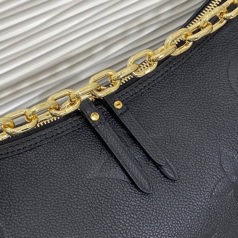 Louis Vuitton Loop Hobo Black Monogram Empreinte everyday — Top Quality Replica