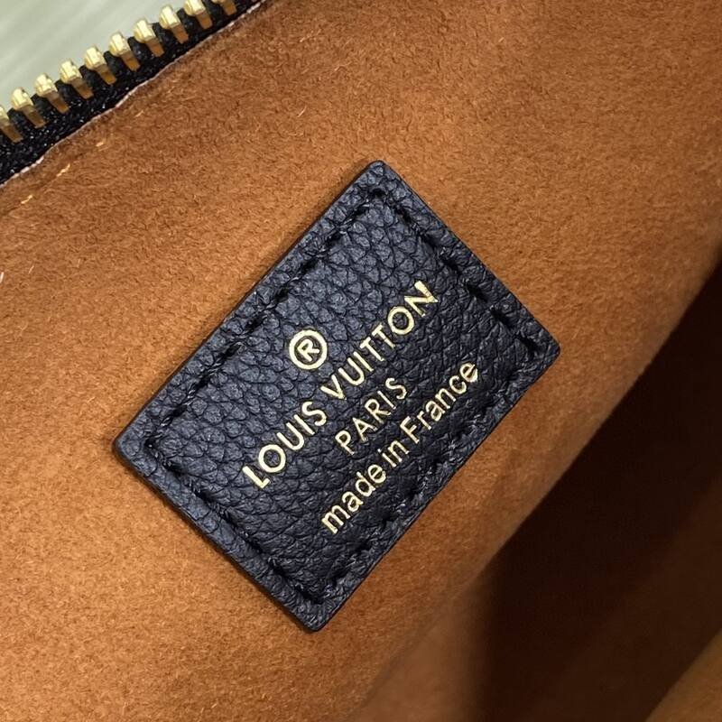 Louis Vuitton Low Key Bumbag Black crossbody — Top Quality Replica