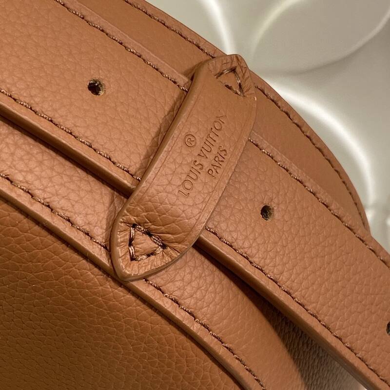 Louis Vuitton Low Key Bumbag Brown leather crossbody — Top Quality Replica