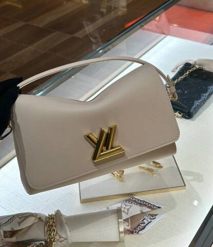 Louis Vuitton Twist White shoulder Premium Replica