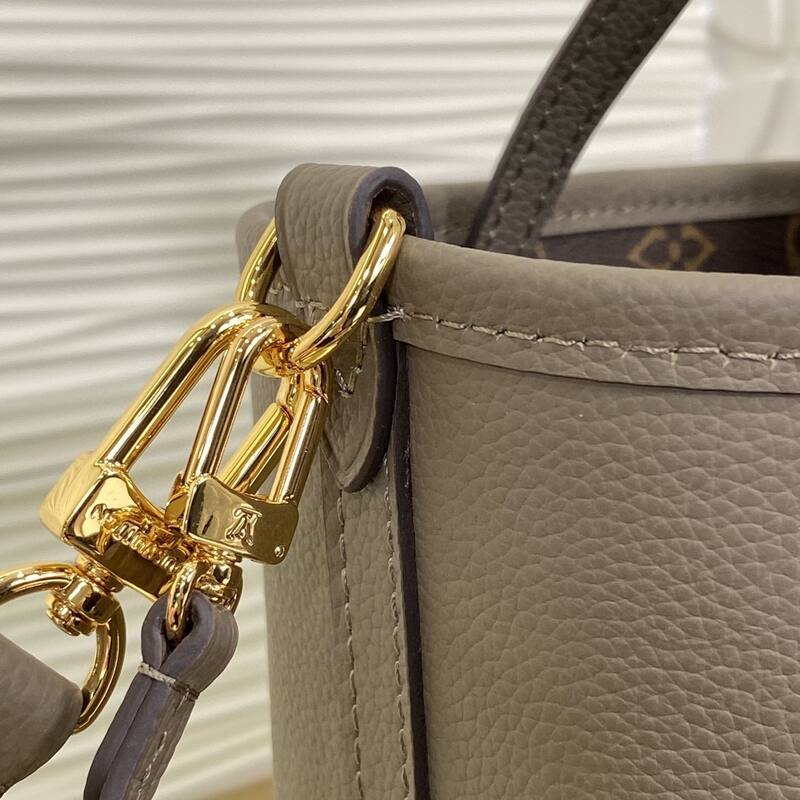 Louis Vuitton Neverfull Bandouli re Inside Out BB Taupe Greige leather BB crossbody — Top Quality Replica