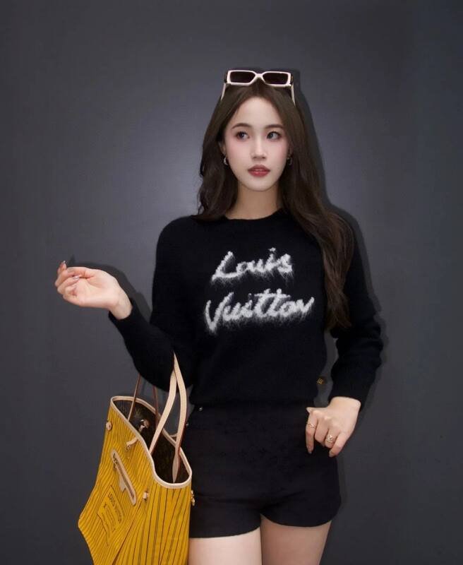 Louis Vuitton Neverfull Monogram Canvas tote — Top Quality Replica
