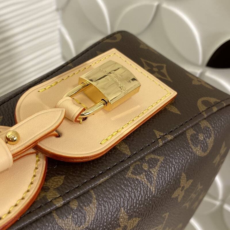 Louis Vuitton M11952 Monogram shoulder — AAA Quality Replica