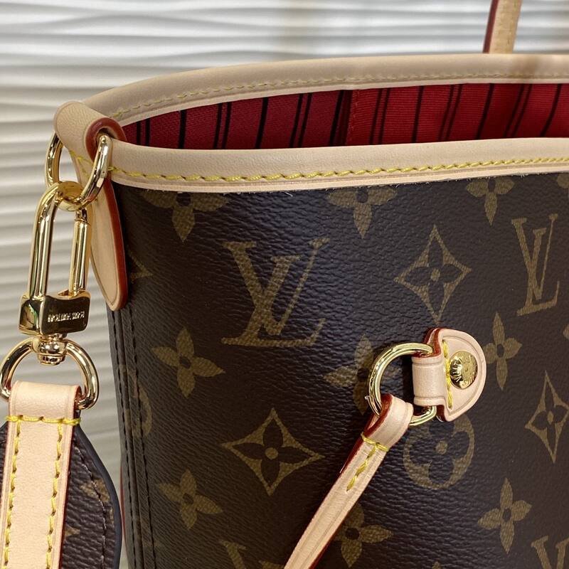 Louis Vuitton Neverfull Bandouli re Inside Out Monogram tote — 1:1 Replica