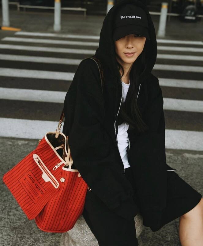 Louis Vuitton Neverfull Red tote — Top Quality Replica