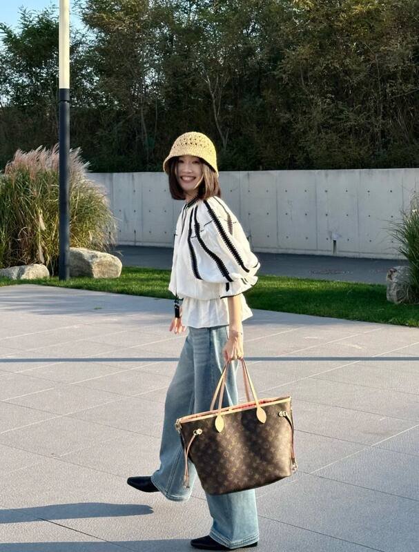 Louis Vuitton Neverfull Bandouliere Inside Out Monogram tote — Premium Replica