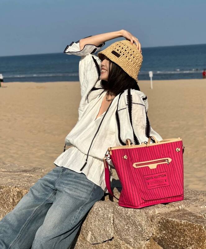Louis Vuitton Neverfull Bandouliere Inside Out Monogram tote — Premium Replica