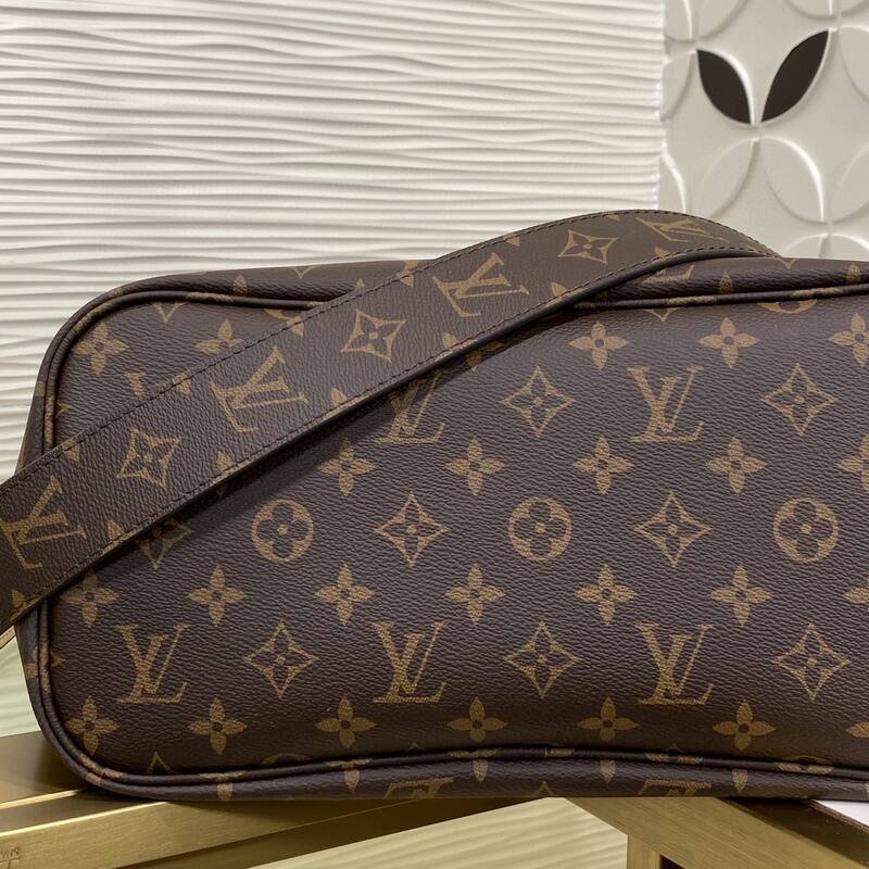 Louis Vuitton Neverfull Bandouli re Inside Out Monogram tote — AAA Quality Replica