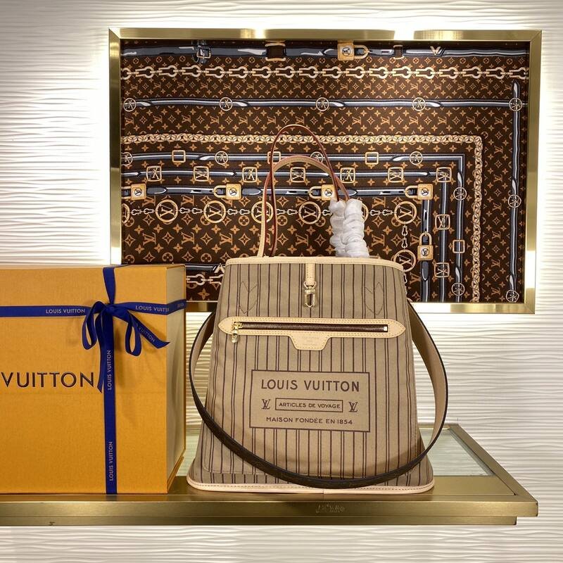 Louis Vuitton Neverfull Bandouli re Inside Out Monogram tote — AAA Quality Replica