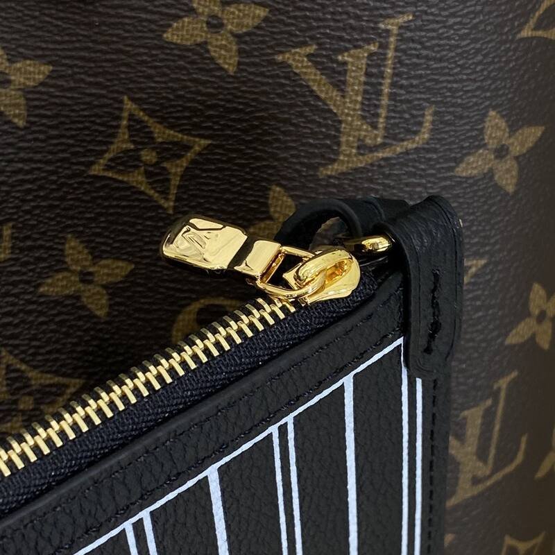 Louis Vuitton Neverfull Monogram tote — AAA Quality Replica