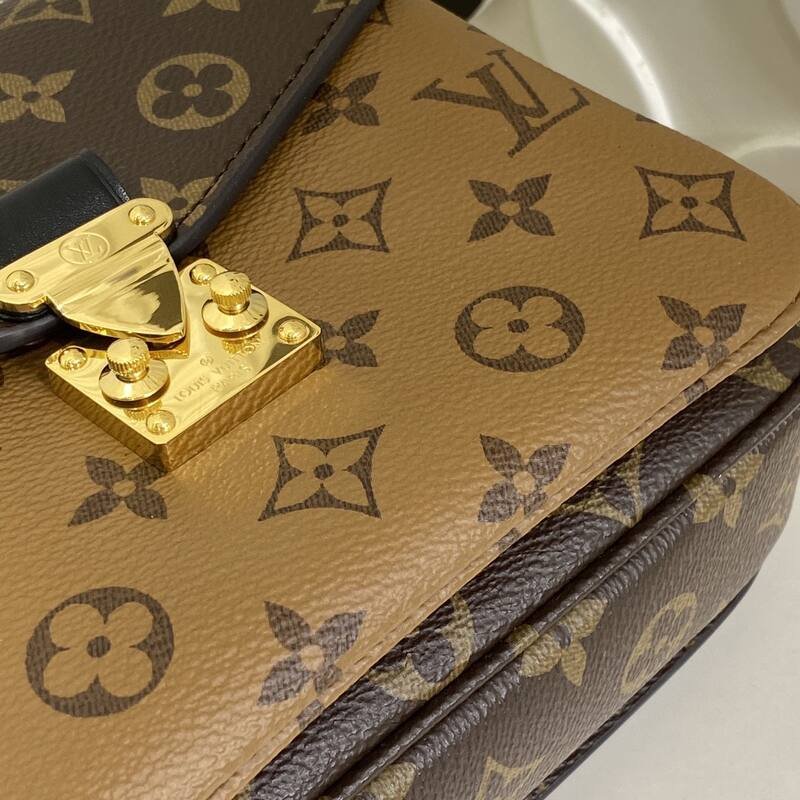 Louis Vuitton Pochette M tis Monogram Reverse crossbody — Premium Replica