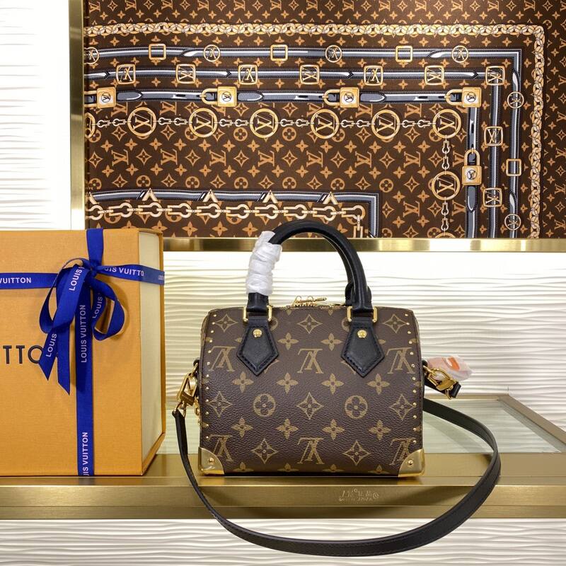 Louis Vuitton M13146 Monogram crossbody — Top Quality Replica