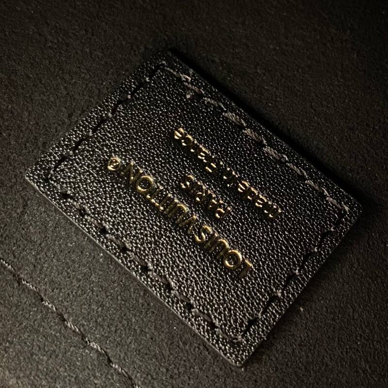 Louis Vuitton M13146 Monogram crossbody — Top Quality Replica