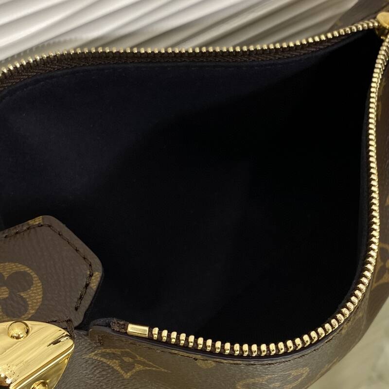 Louis Vuitton M25445 Monogram crossbody — Premium Replica
