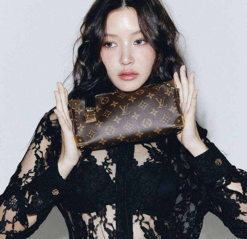Louis Vuitton Side Trunk Monogram shoulder — AAA Quality Replica