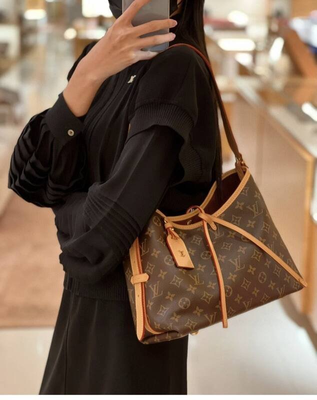Louis Vuitton Monogram shoulder — Top Quality Replica