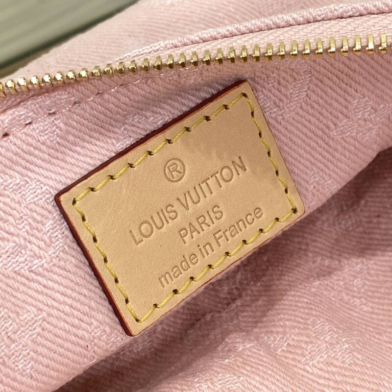 Louis Vuitton M14159 Pink Monogram Denim crossbody — Premium Replica