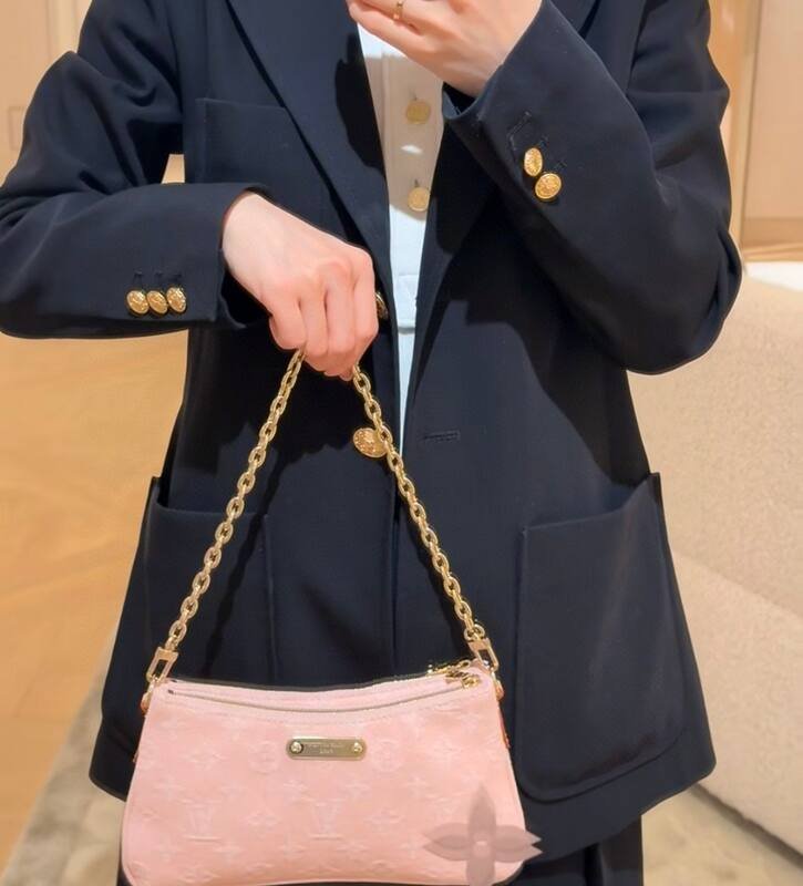 Louis Vuitton Pink Monogram crossbody — 1:1 Replica