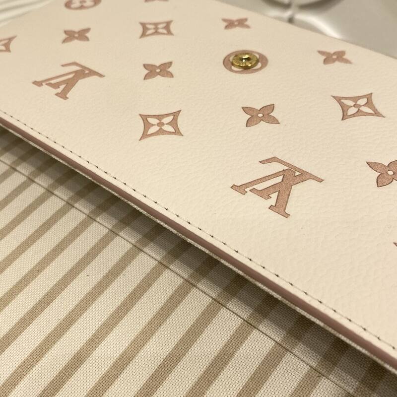 Louis Vuitton Pochette F licie Monogram Empreinte Rose Poudre crossbody — 1:1 Replica