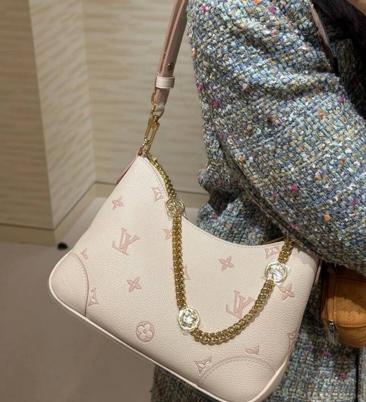 Louis Vuitton Light Pink Monogram Empreinte shoulder — Premium Replica