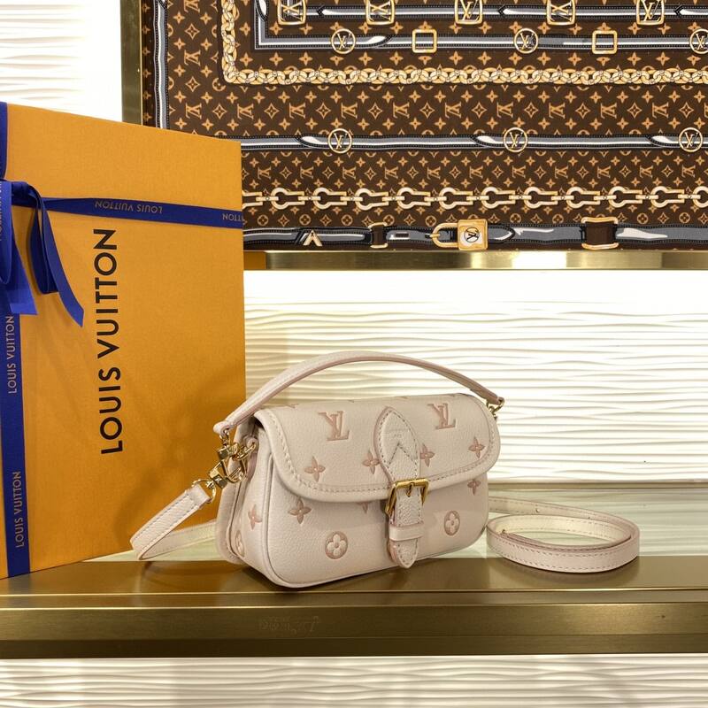 Louis Vuitton M13642 Monogram Empreinte Rose Poudre crossbody — Premium Replica