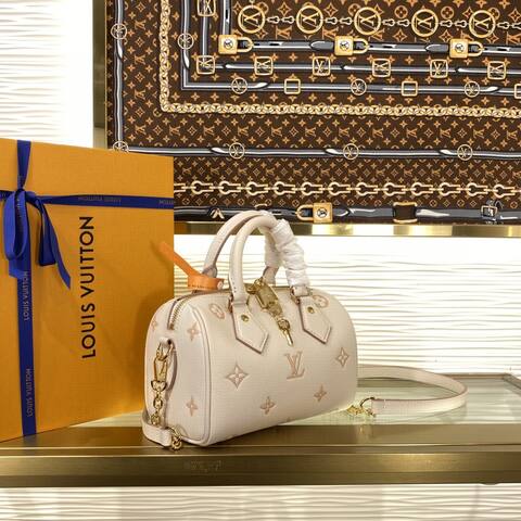 Louis Vuitton M14291 Monogram Empreinte Beige White crossbody Top Quality Replica