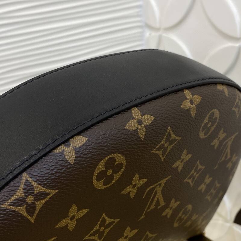 Louis Vuitton M15056 Monogram crossbody — Top Quality Replica