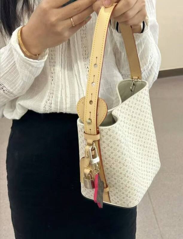 Louis Vuitton Sand Dune crossbody — 1:1 Replica