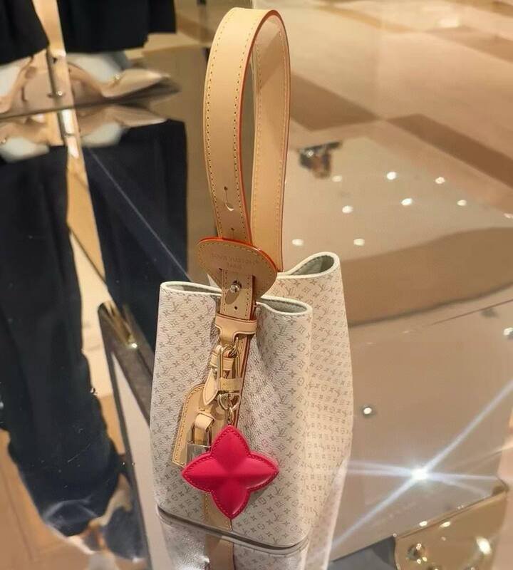 Louis Vuitton Sand Dune crossbody — 1:1 Replica