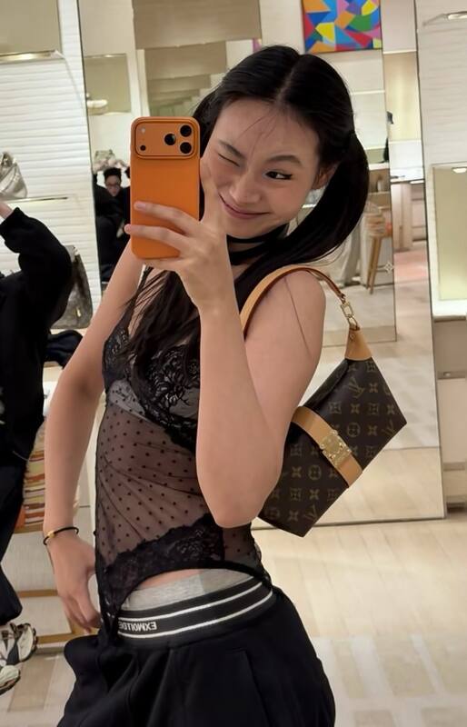 Louis Vuitton M26191 Monogram shoulder — Premium Replica