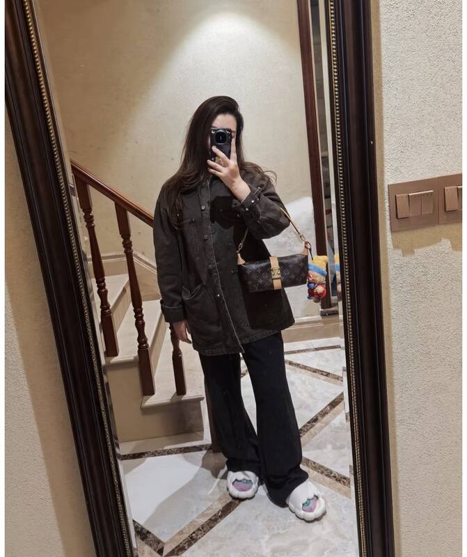 Louis Vuitton M26191 Monogram shoulder — Premium Replica