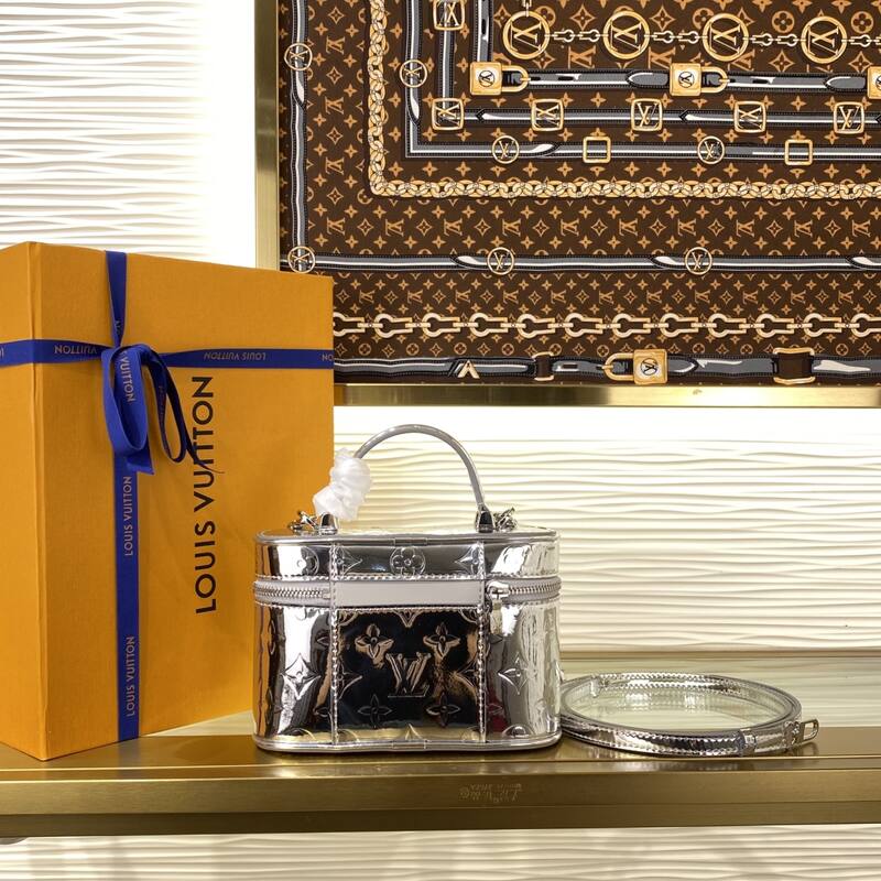 Louis Vuitton M26097 Monogram Miroir Silver crossbody — 1:1 Replica