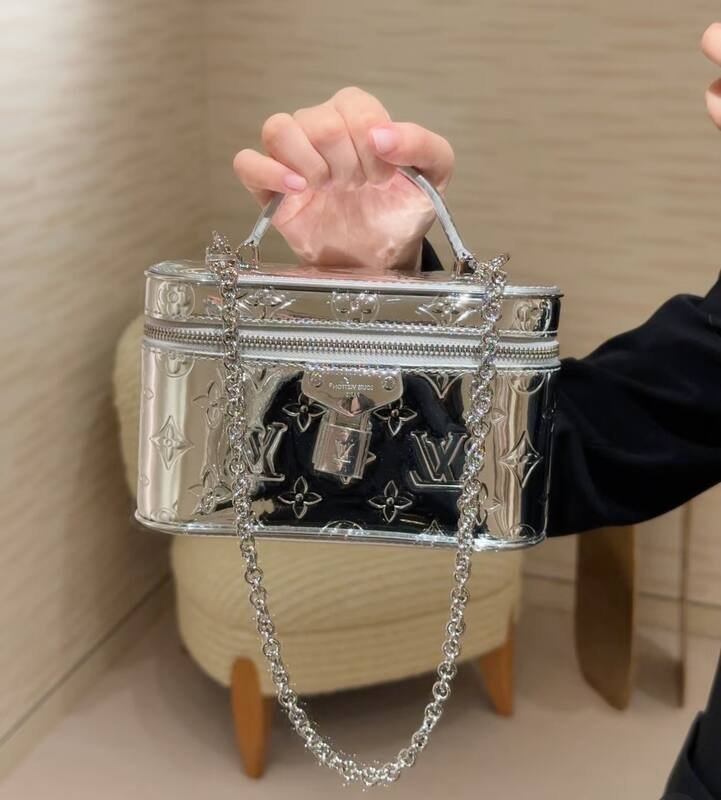 Louis Vuitton Silver Monogram evening — AAA Quality Replica
