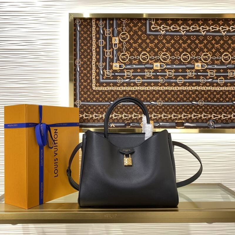 Louis Vuitton Vend me Black work — 1:1 Replica