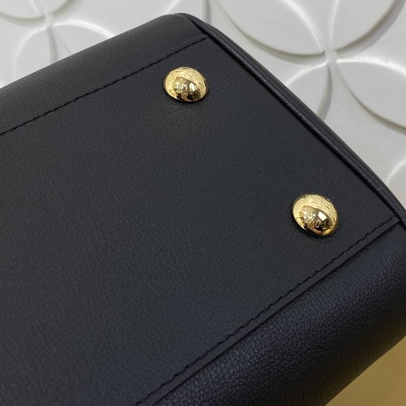 Louis Vuitton Vend me Black work — 1:1 Replica