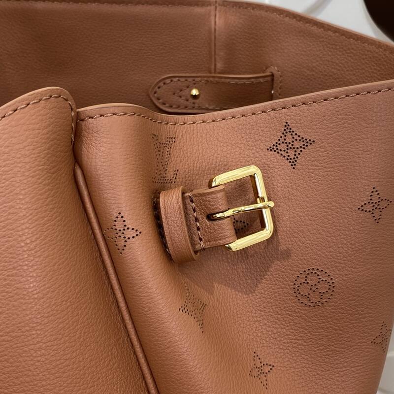 Louis Vuitton M26338 Vend me Rose Monogram tote — Premium Replica