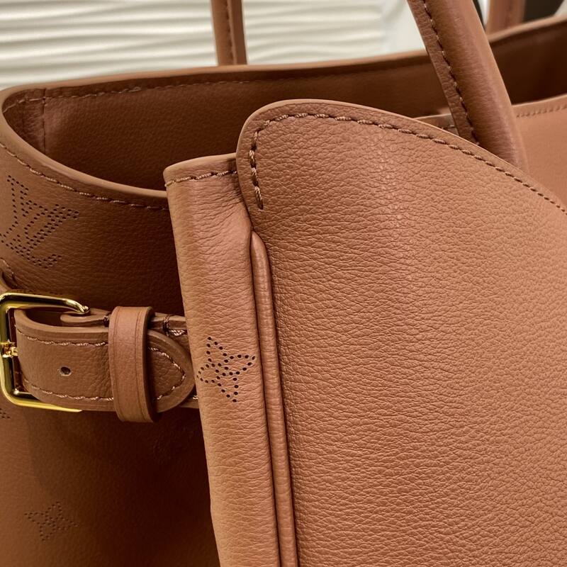 Louis Vuitton M26338 Vend me Rose Monogram tote — Premium Replica