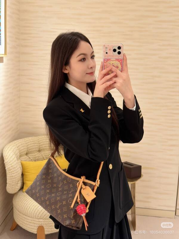Louis Vuitton CarryAll Monogram shoulder — Top Quality Replica