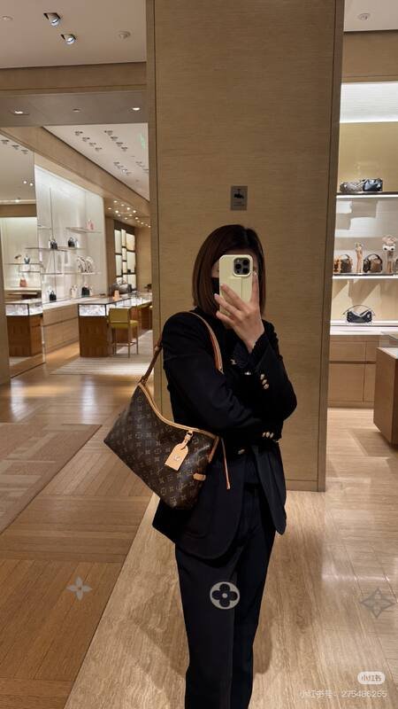 Louis Vuitton CarryAll Monogram shoulder — Top Quality Replica