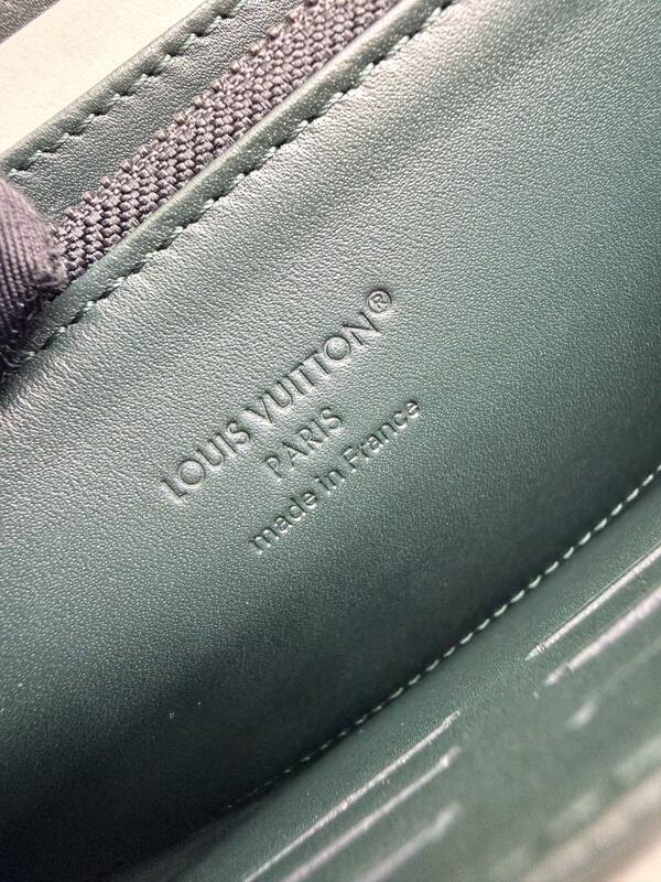 Louis Vuitton M27178 Monogram Eclipse 21x10x2 everyday — AAA Quality Replica