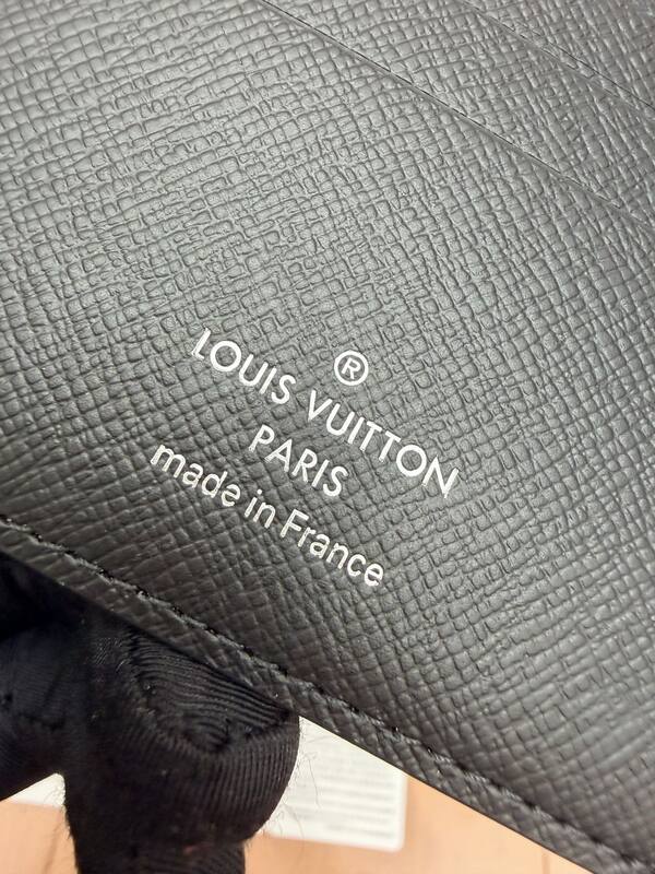 Louis Vuitton M69408 Monogram Eclipse Reverse everyday — Top Quality Replica
