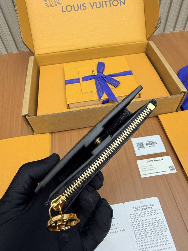Louis Vuitton M83365 Black everyday — Top Quality Replica