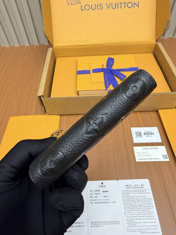 Louis Vuitton M83365 Black everyday — Top Quality Replica