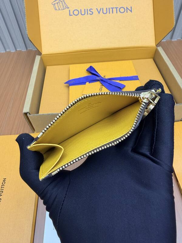 Louis Vuitton M81882 Monogram and Yellow card holder — 1:1 Replica